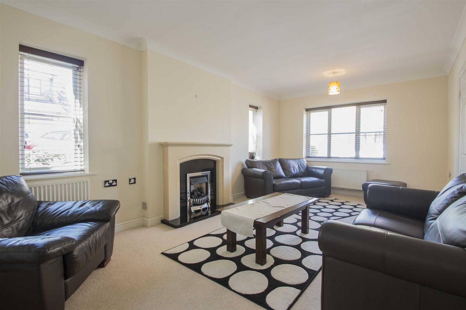 Earlshall Place, Westcroft, Milton Keynes